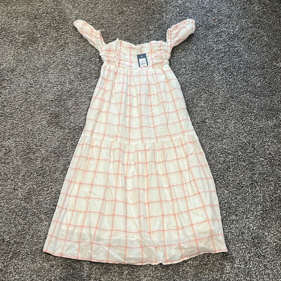 Universal Thread Dresses & Skirts - Universal Thread Women's Puff Short Sleeve A-Line Dress - Small